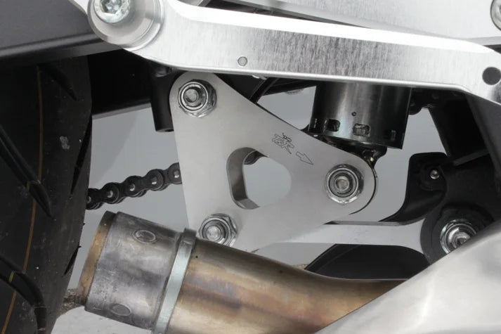 車高ダウンリンクプレート CBR400R / CB400F (EBL-NC47/13-)