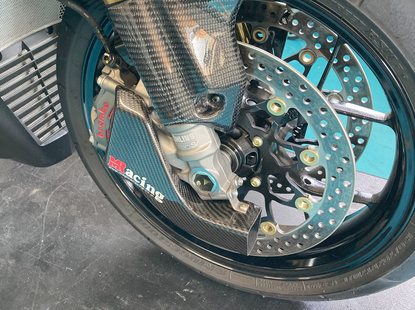 20- CBR1000RR-R キャリパークーリングダクト 綾織カーボン製