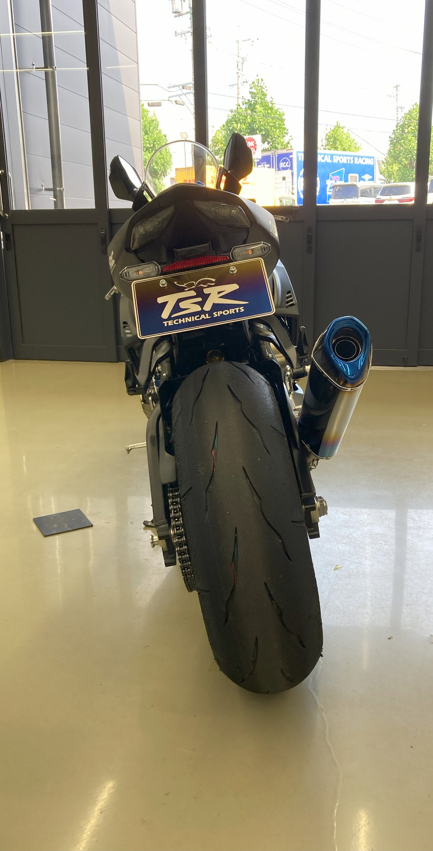 CBR1000RR-R(SC82) 車高ダウンセット(リンクプレート+ショートスタンド)