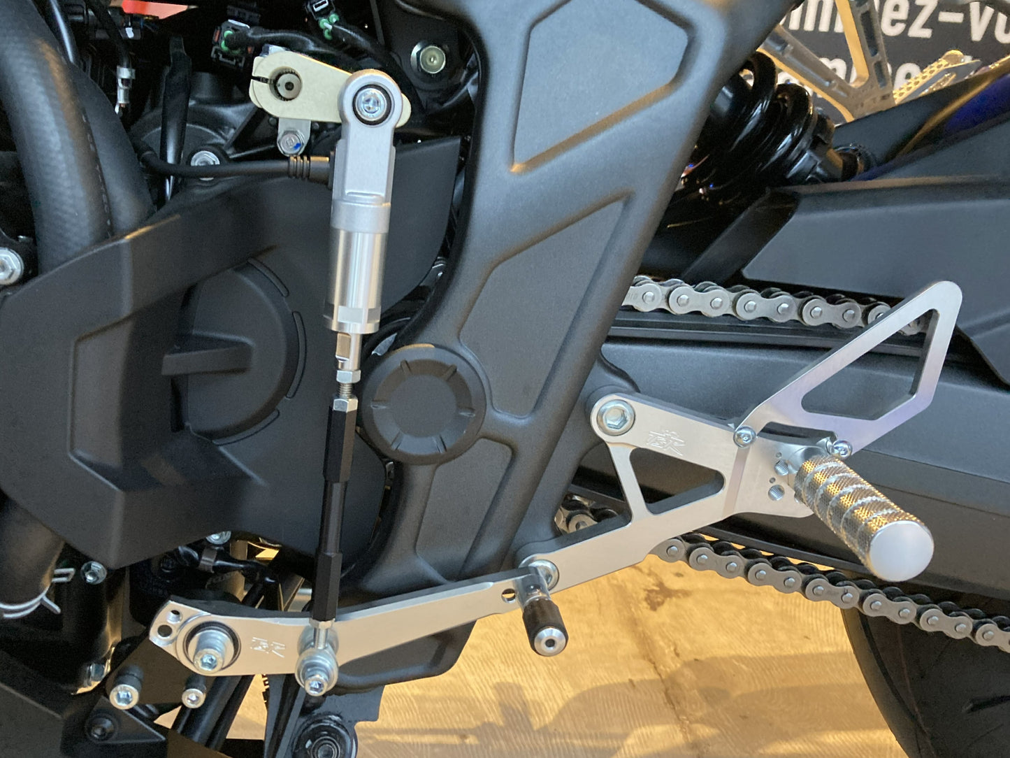 OPTION / Eクラッチシフター用チェンジロッドセットCBR650R/CB650R E-Clutch(RH17)24-