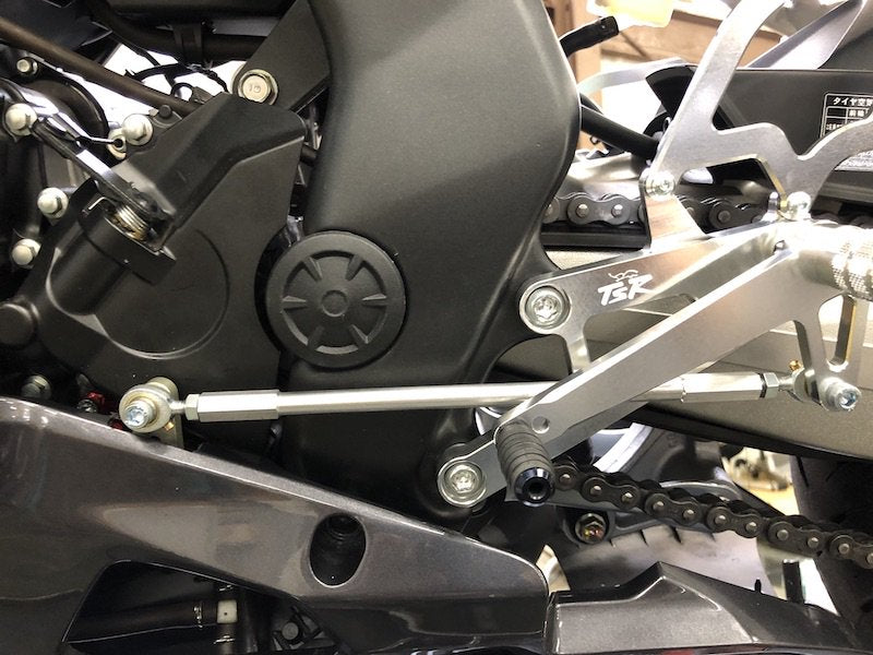 STEP KIT RACING CBR250RR(M51/17-19) 4P シルバー