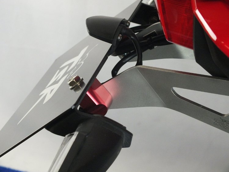CB/CBR650R(RH03/'21-'23)フェンダーレスキット