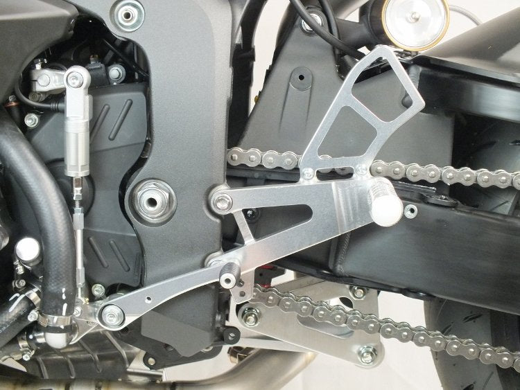 STEP KIT RACING CBR600RR(PC40/21-) 2P シルバー