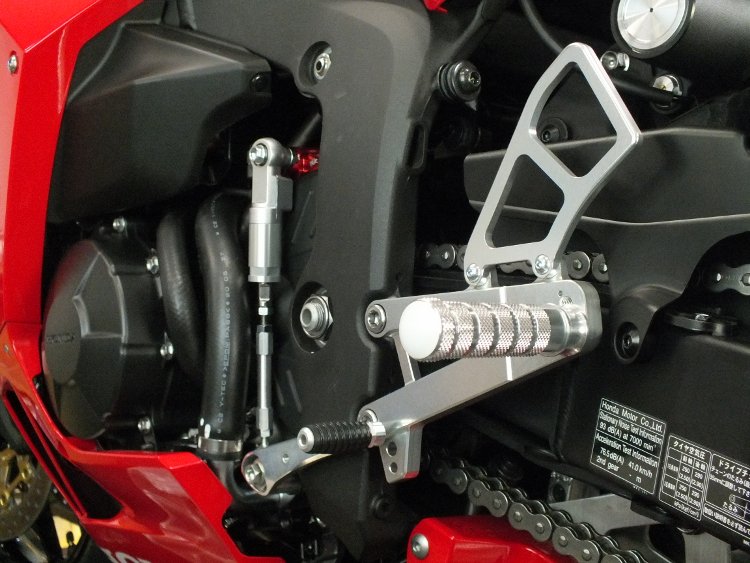 STEP KIT CBR600RR(PC40/21-) 2P シルバー