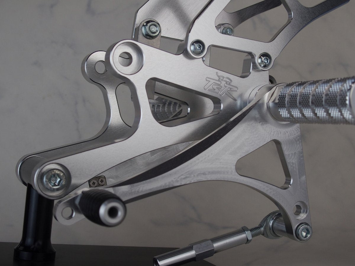 STEP KIT CBR250RR(M51/21-) 2P