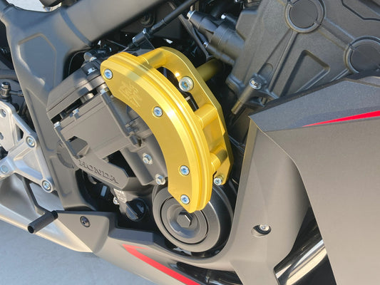CB/CBR650R(RH17) Eクラッチカバー　ゴールド