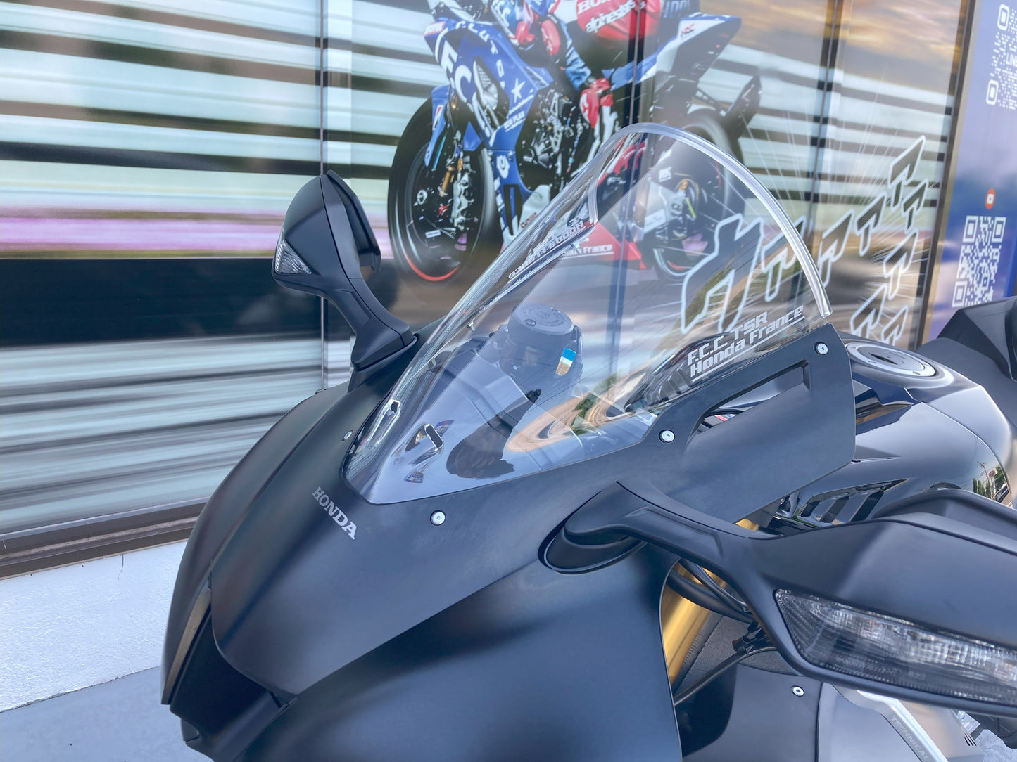 スクリーン CBR1000RR-R(SC82/20-23・24-) +40mmUP クリア ULTIM 【F.C.C. TSR Honda France】