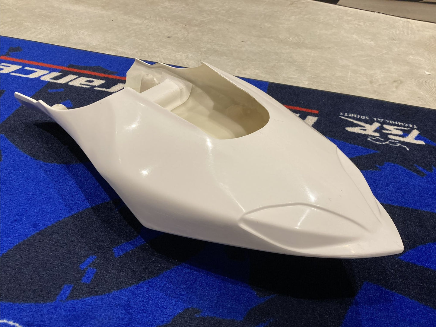 SC82 CBR1000RR-R_2024 / FRP SEAT COWL RACING