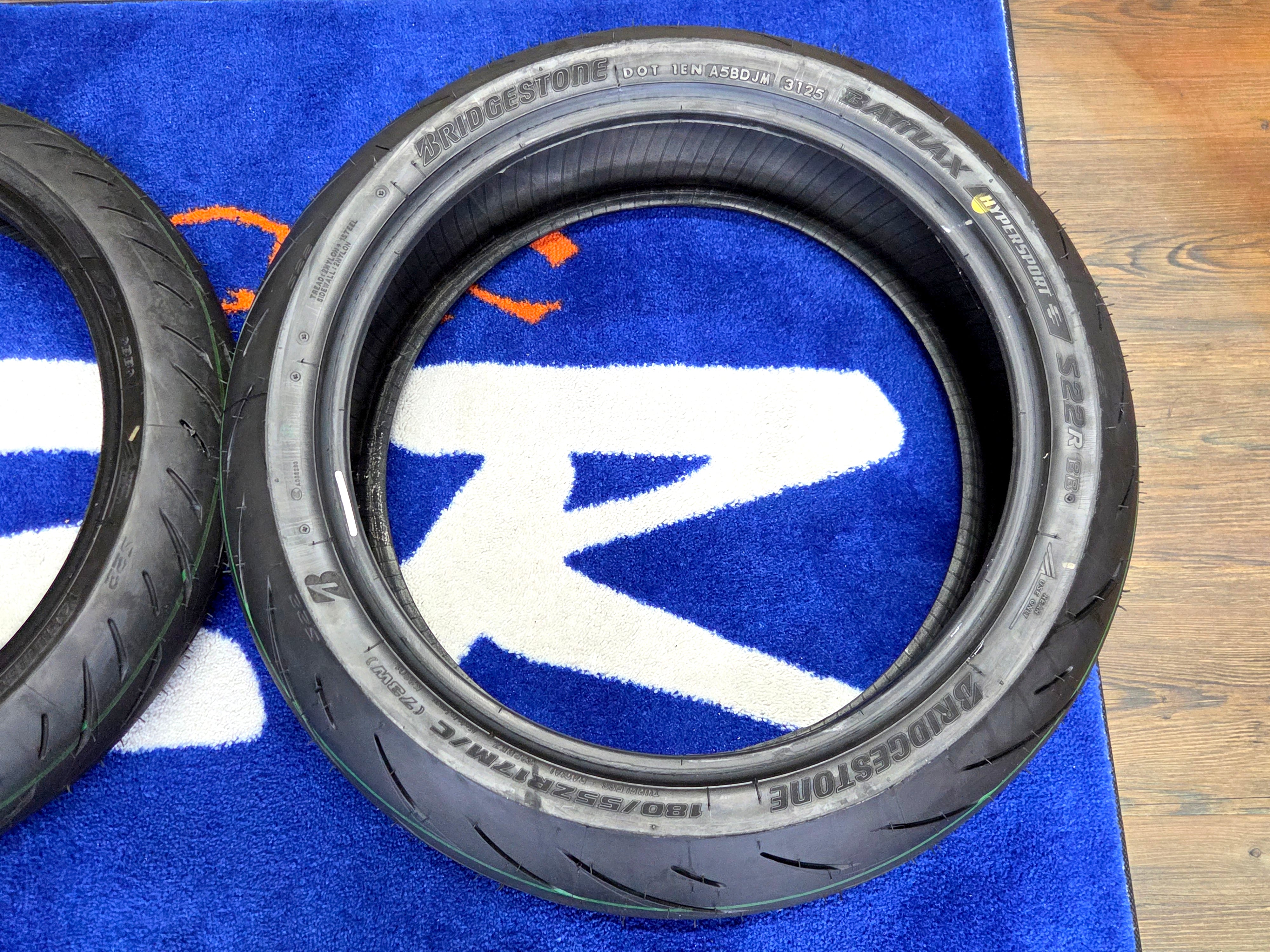 BS BATTLAX HYPERSPORT S22 前後セット – TSR ONLINE SHOP